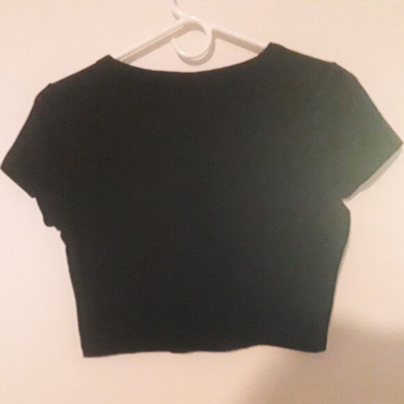 Women's Wild Fable size small black crop top - Picture 2 of 3